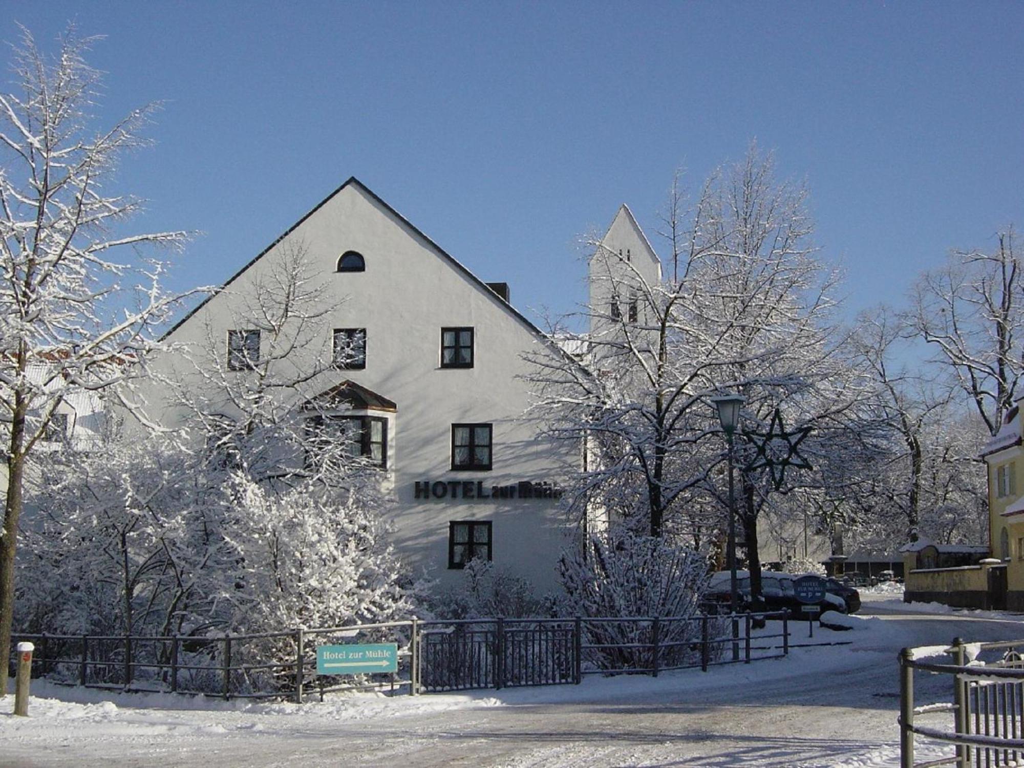 Hotel Zur Muehle Исманинг Экстерьер фото