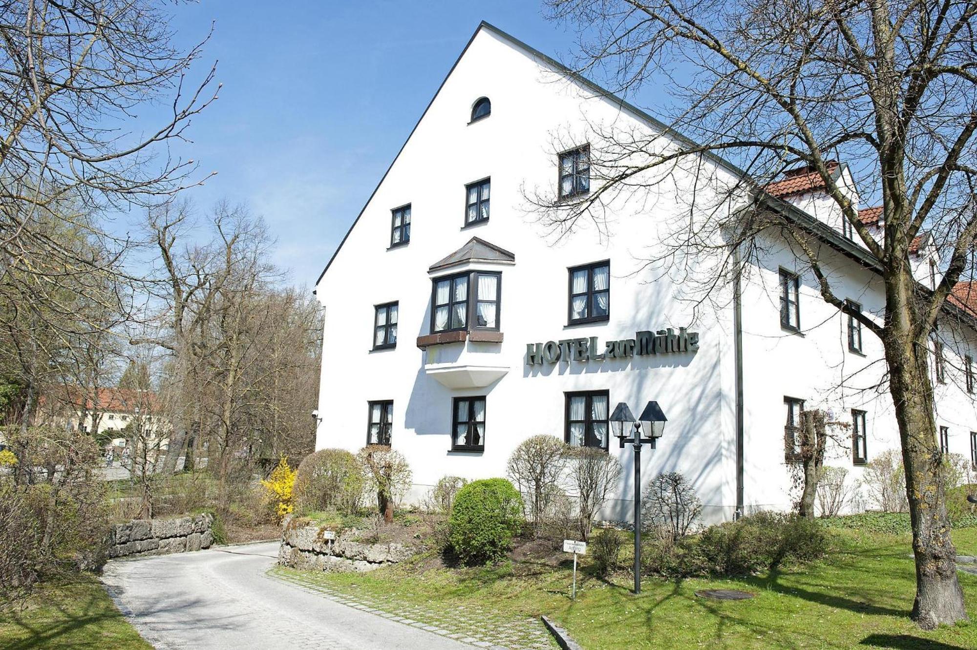 Hotel Zur Muehle Исманинг Экстерьер фото